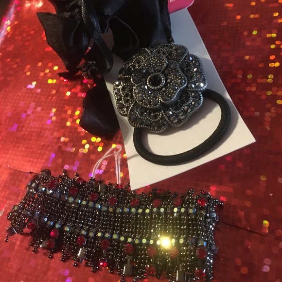 Crystal Bling Bundle - 164 $20 FIRM - Picture 1 of 4